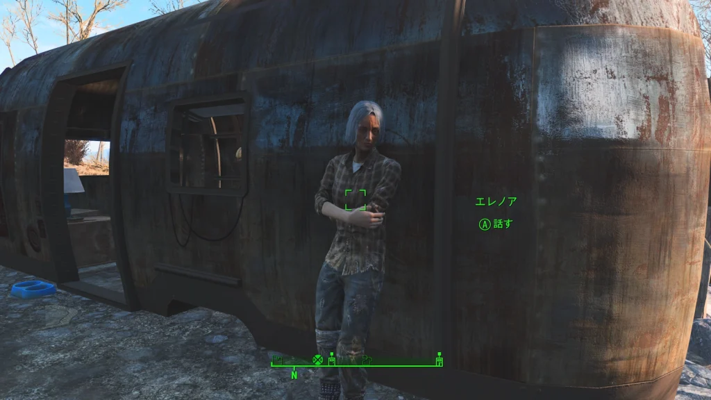 このトレーラーハウスに商人NPC「エレノア」が固定で出現します。